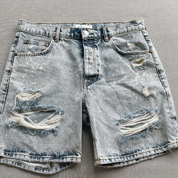 Zara Distressed Denim Shorts - Light Blue - Picture 5 of 5